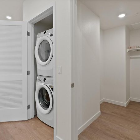 Bright Studio On Sunset Blvd, Free Parking, Gym, And Pool Los Angeles Exterior foto