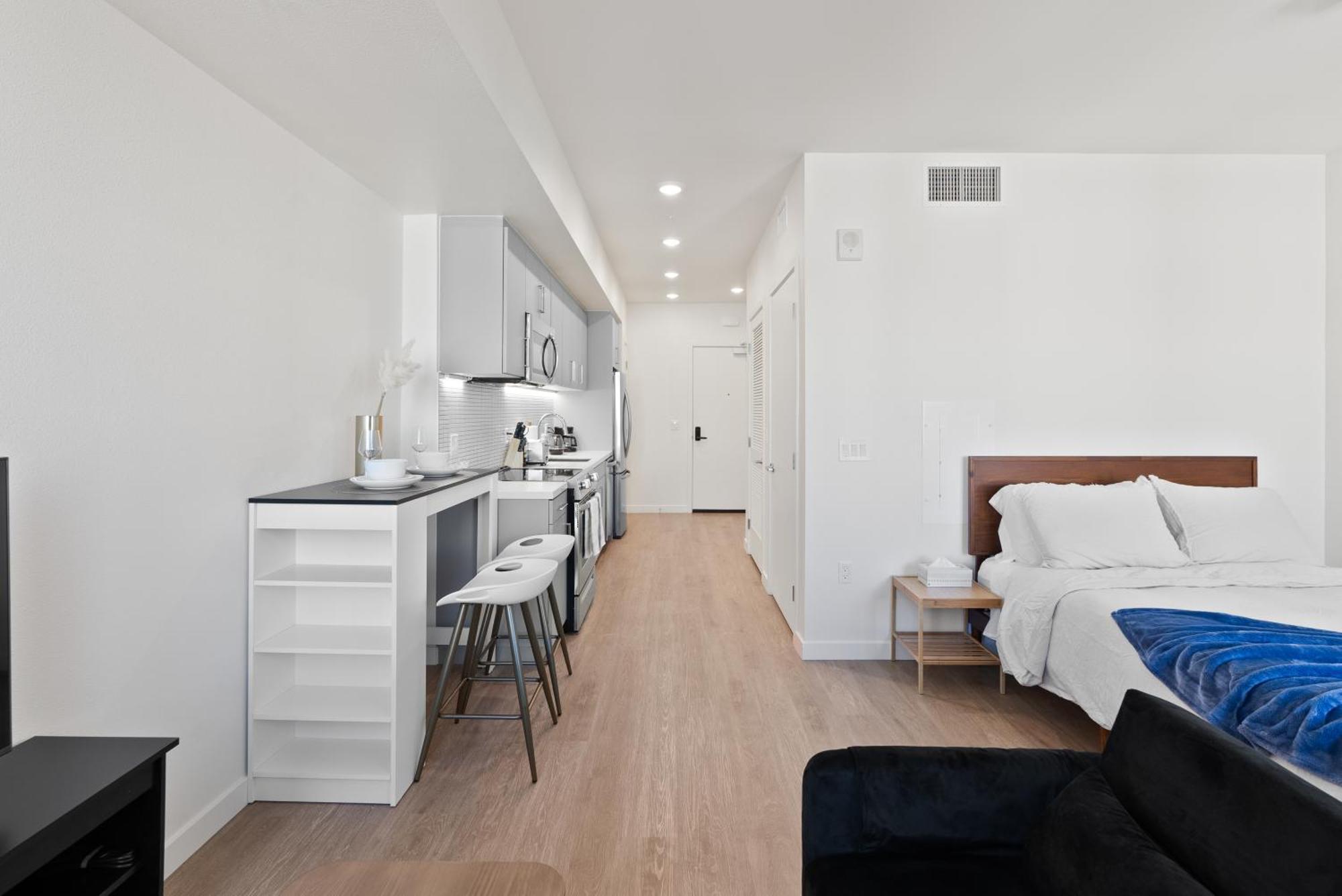 Bright Studio On Sunset Blvd, Free Parking, Gym, And Pool Los Angeles Exterior foto