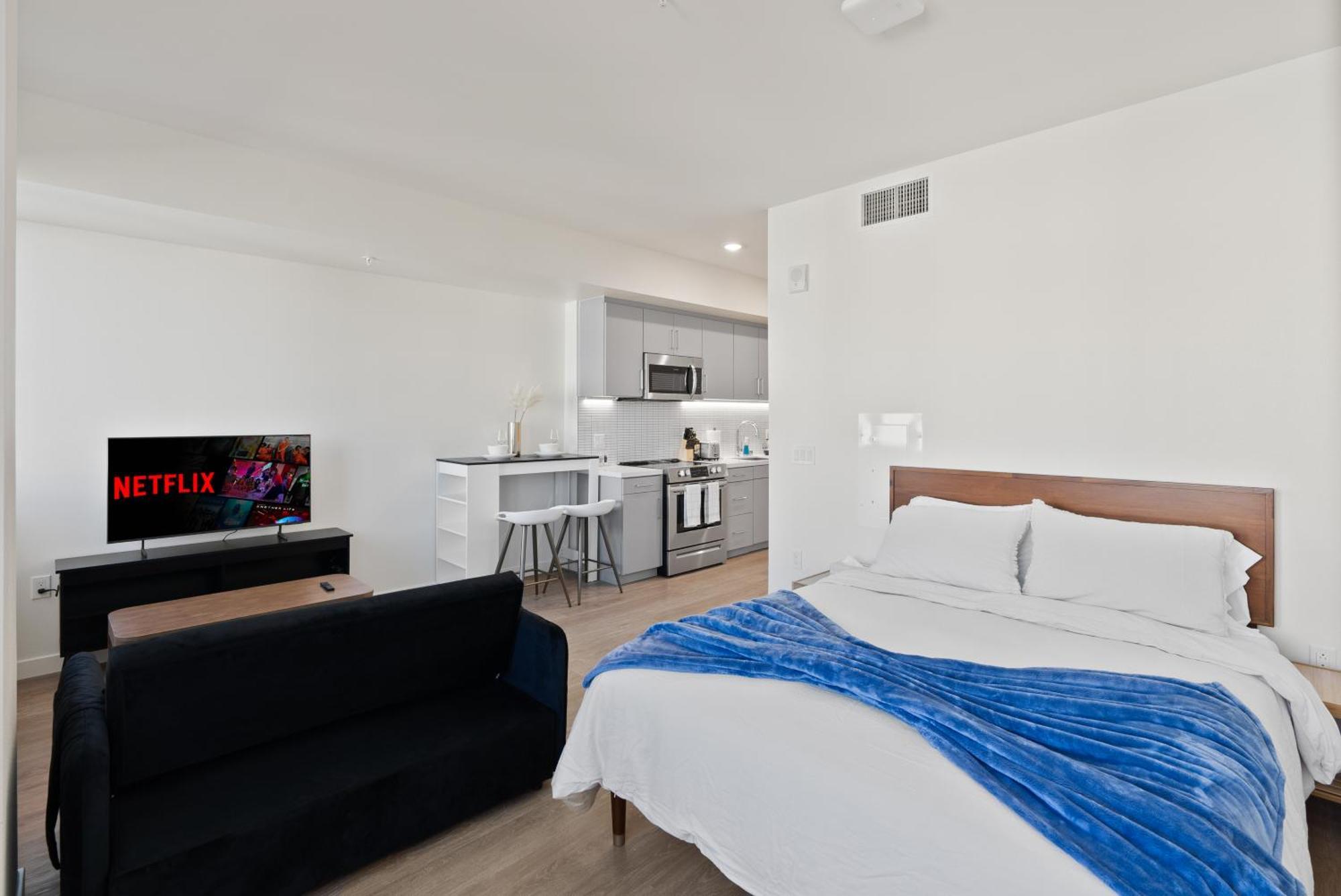 Bright Studio On Sunset Blvd, Free Parking, Gym, And Pool Los Angeles Exterior foto